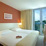 Hotel Valamar Crystal 4*