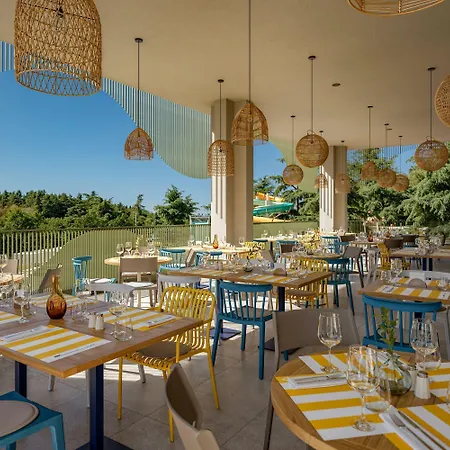 Valamar Crystal Hotell