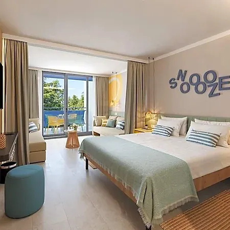 Hotel Valamar Crystal 4*