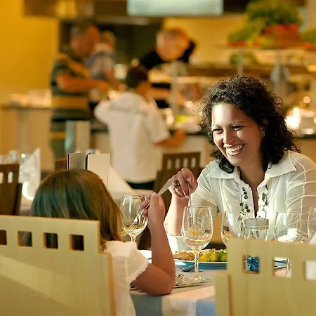 فندق Valamar Crystal