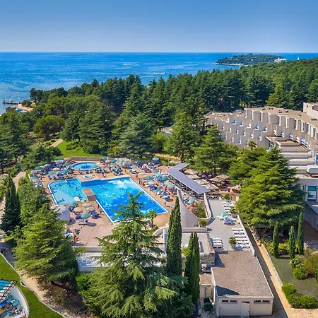 Valamar Crystal فندق بوريتش