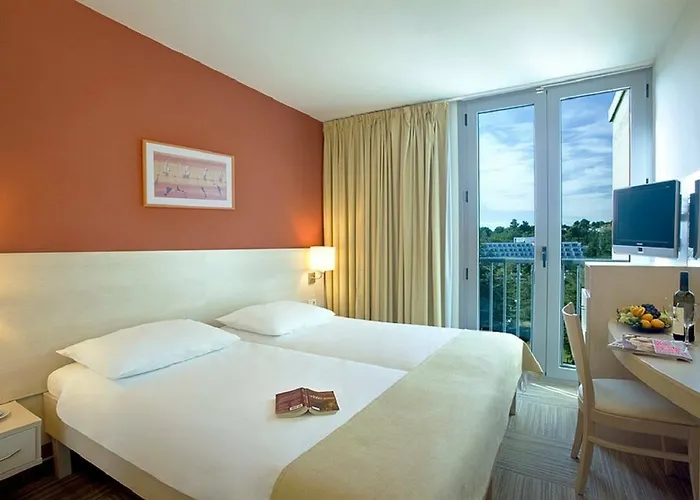 Ξενοδοχείο Valamar Crystal 4*